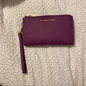 Michael Kors wallet wristlet